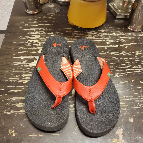 Sanuk Shoes - Sanuk Yoga Matt Flip Flops Sz 8